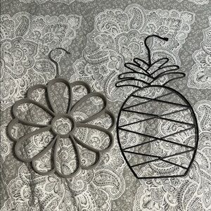 Closet Hanging Racks